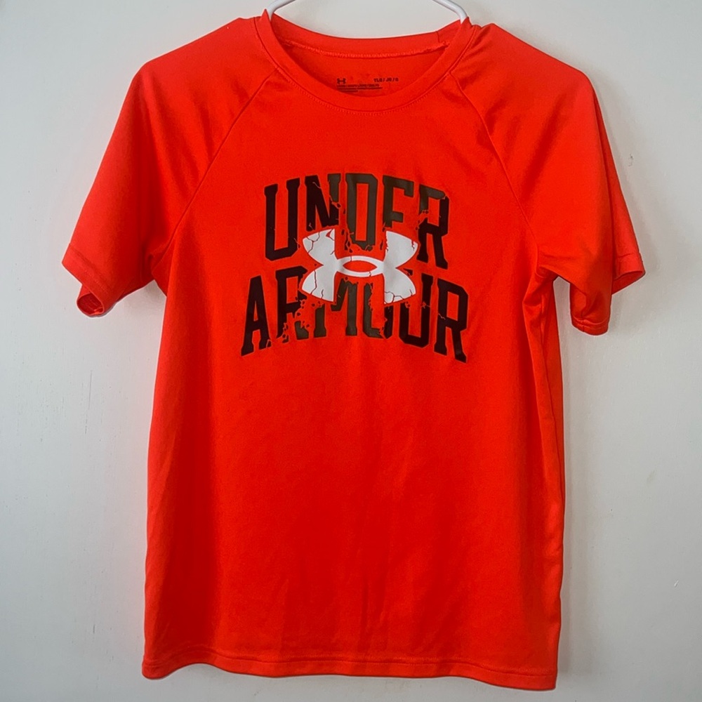 Boys Youth Large Under Armour Tee